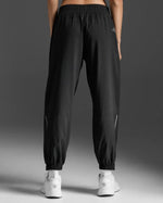 2XU - AERO HI - RISE WOVEN JOGGER Women - Rev Online