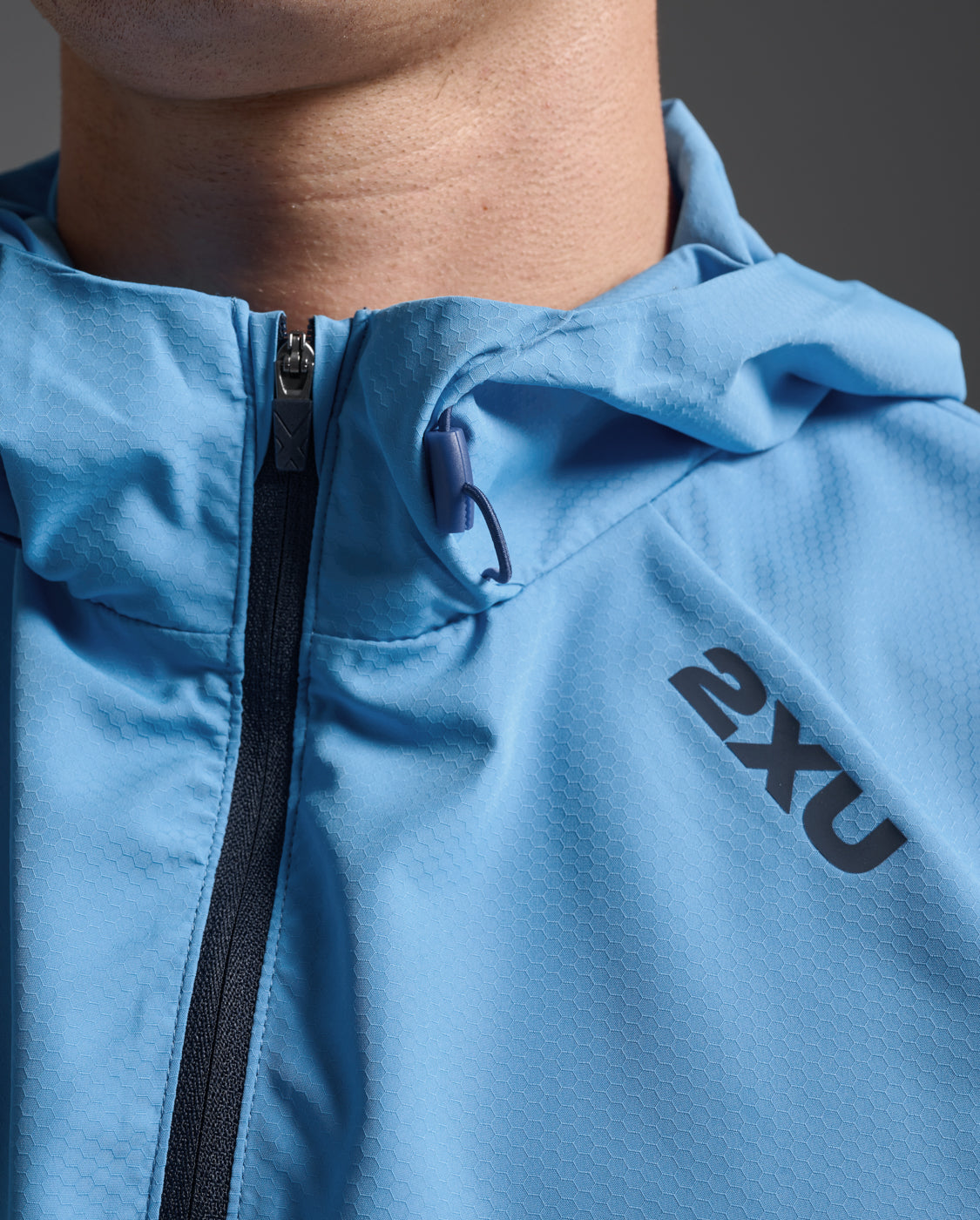 2XU-AERO HEX WINDBREAKER Men