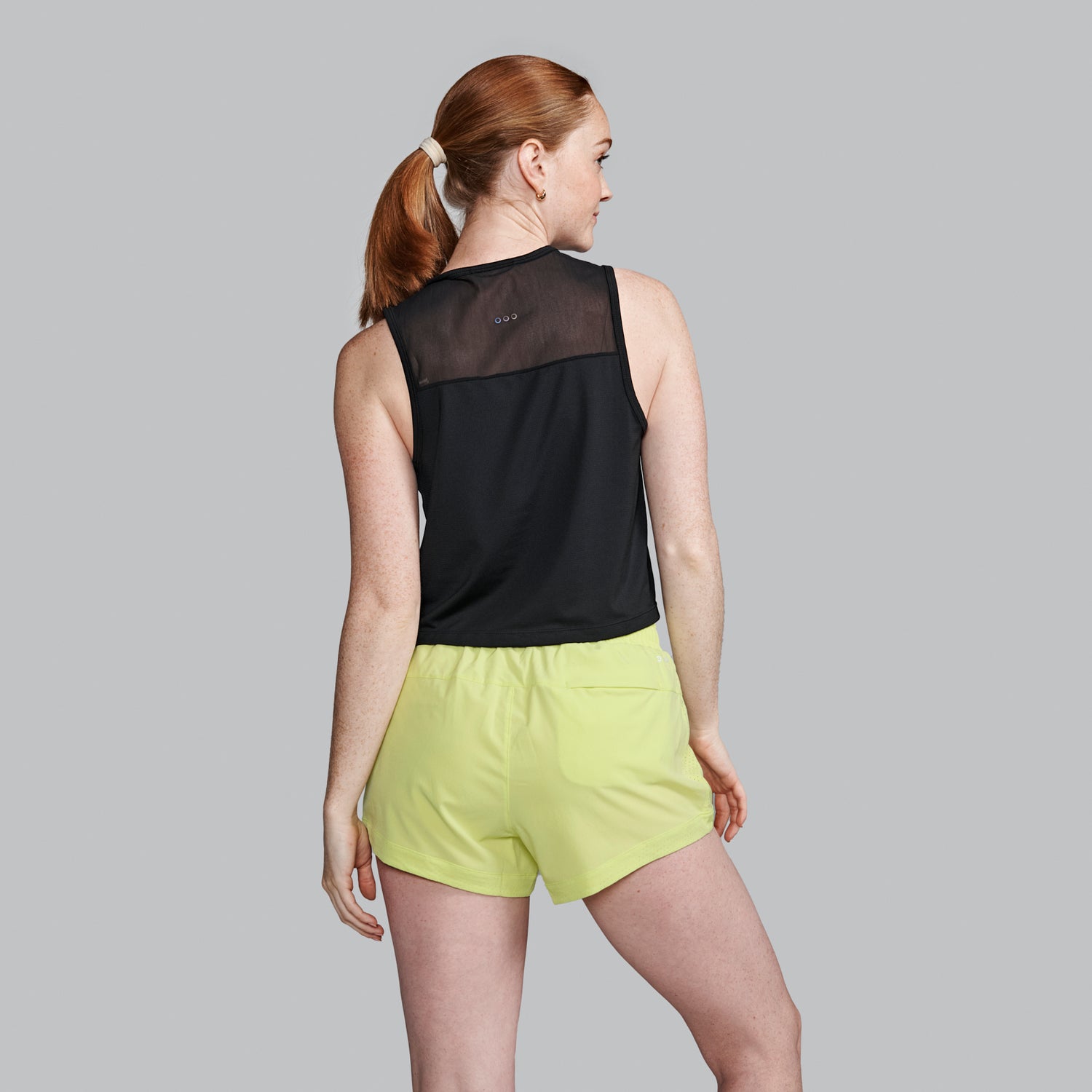SAUCONY-STOPWATCH CROP TANK Women