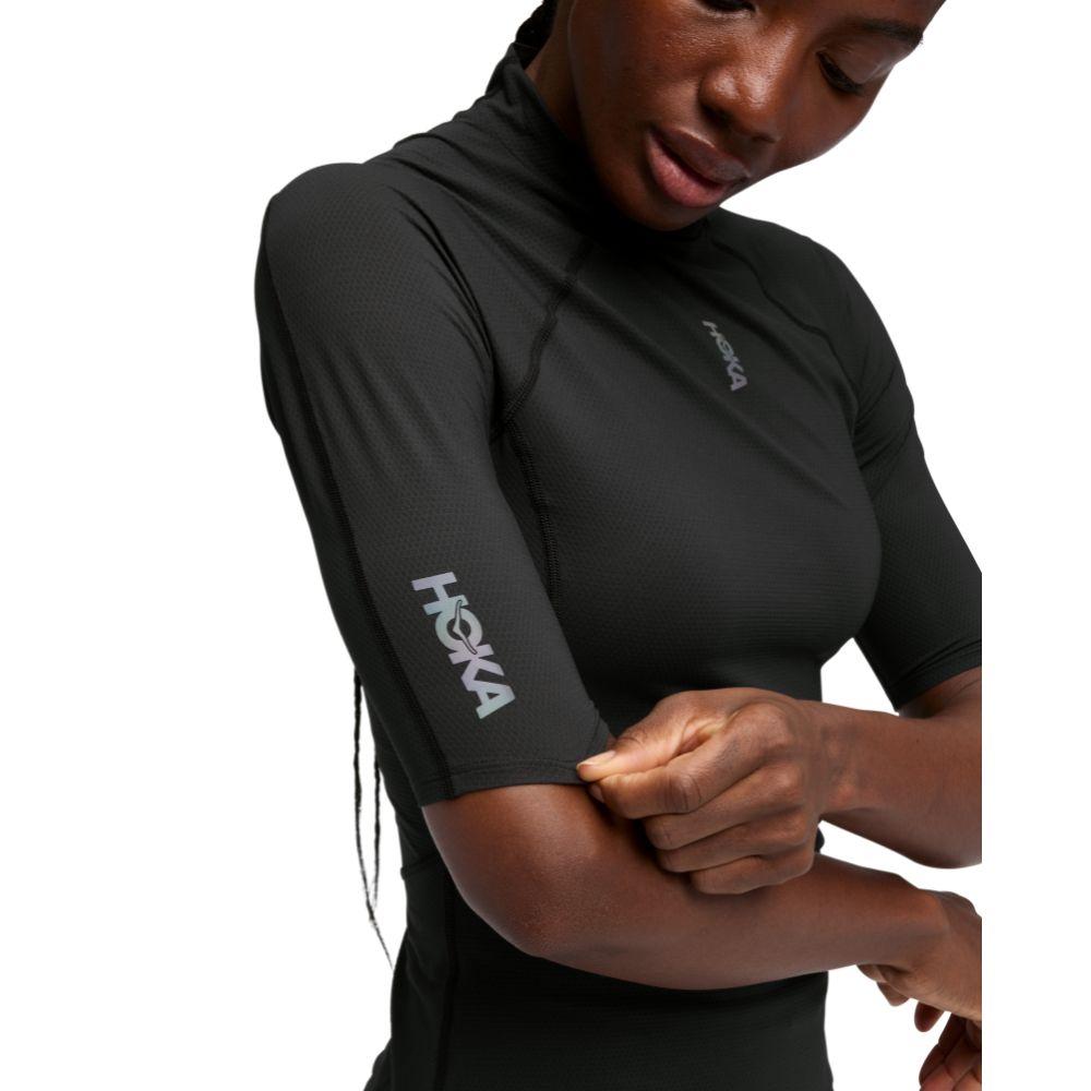 HOKA SKYBREEZE SHORT SLEEVE เสื้อวิ่งแขนสั้นผู้หญิง - Rev Online