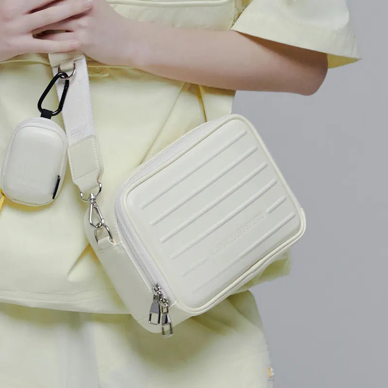 NATGEO CROSS BAG กระเป๋าสะพายคาดอกสำหรับผู้ชายและผู้หญิง - Rev Online