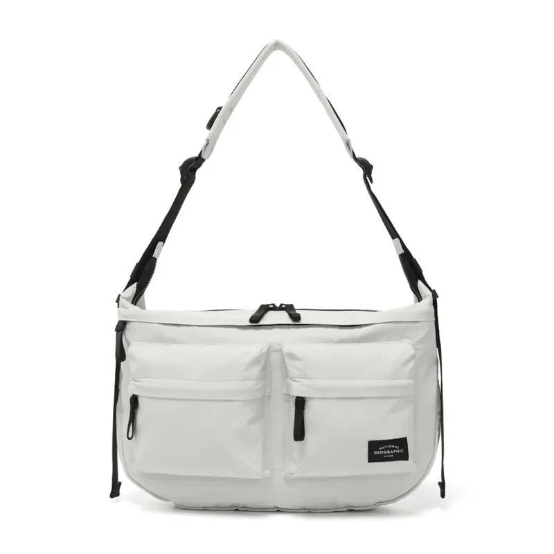 NATGEO CROSS BAG กระเป๋าสะพายคาดอกสำหรับผู้ชายและผู้หญิง - Rev Online