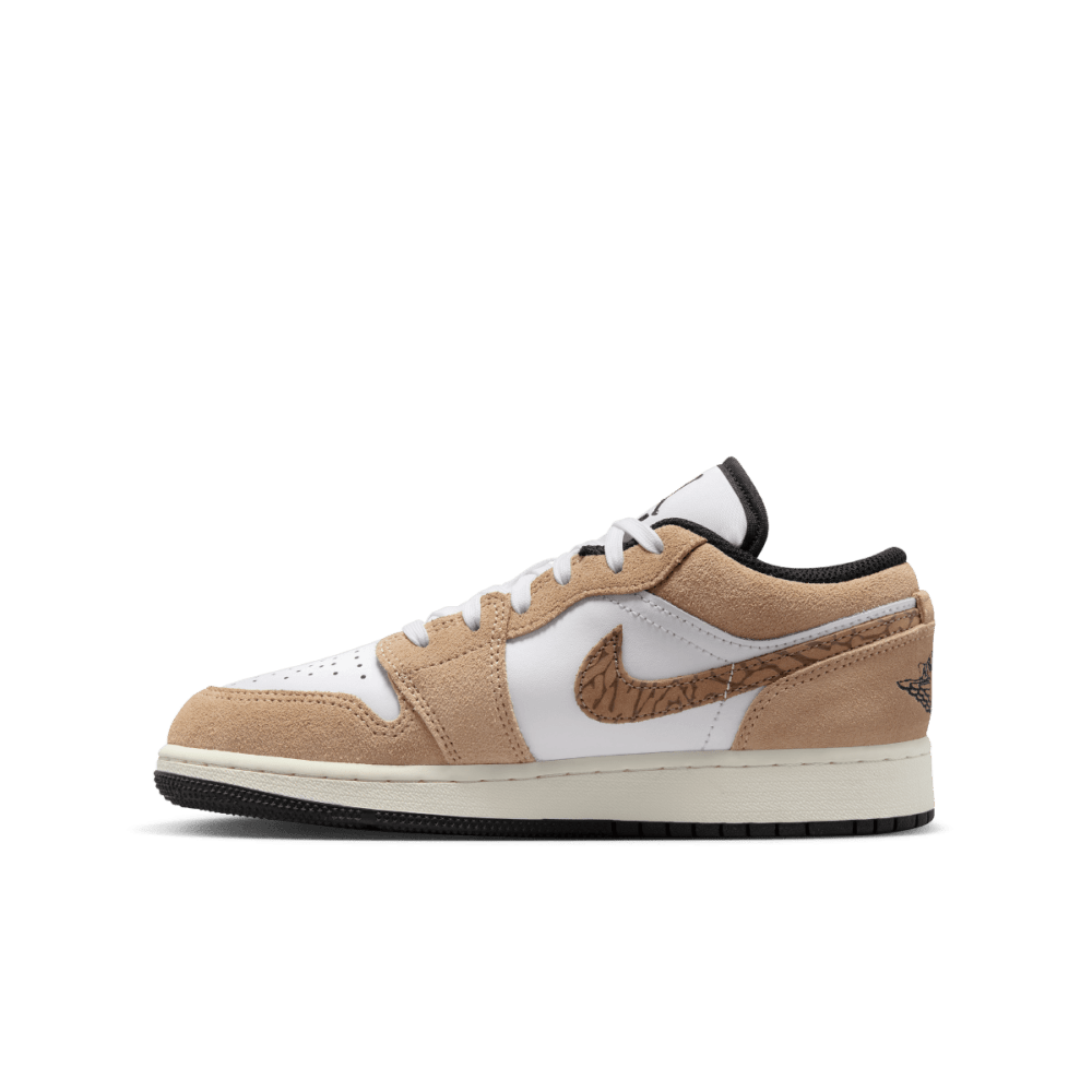 NIKE - AIR JORDAN 1 LOW SE (GS) Kids - Rev Online